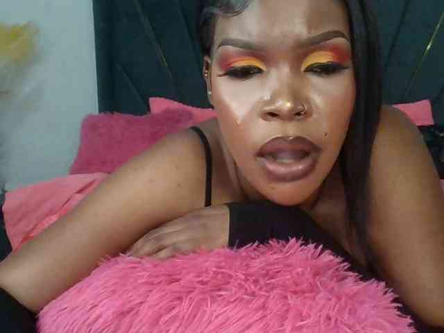 QueenB2 webcam