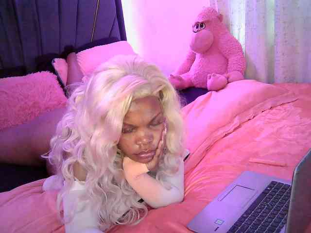 QueenB2 webcam