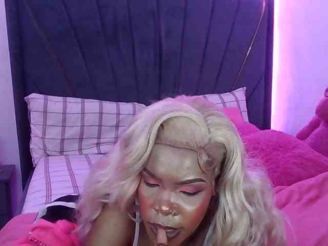 QueenB2 webcam