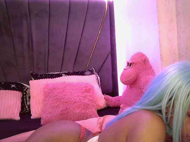 QueenB2 webcam