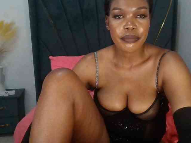 QueenB2 webcam