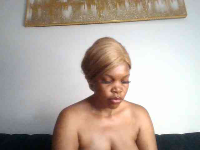 QueenB2 webcam