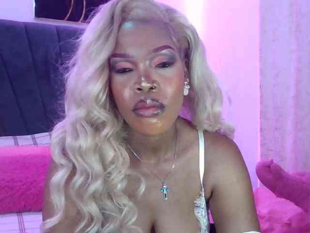 QueenB2 webcam