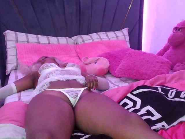 QueenB2 webcam
