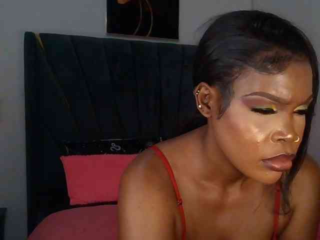 QueenB2 webcam