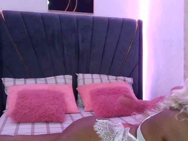 QueenB2 webcam