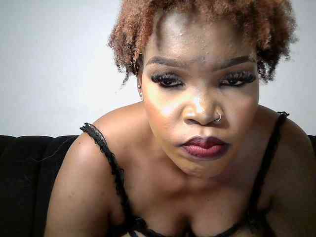QueenB2 webcam