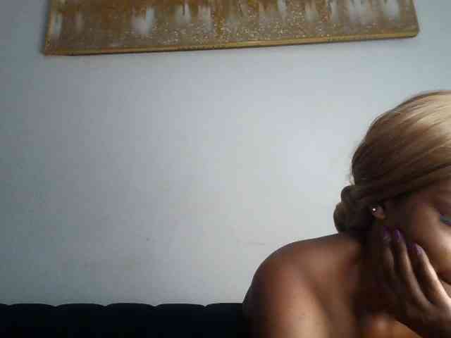 QueenB2 webcam
