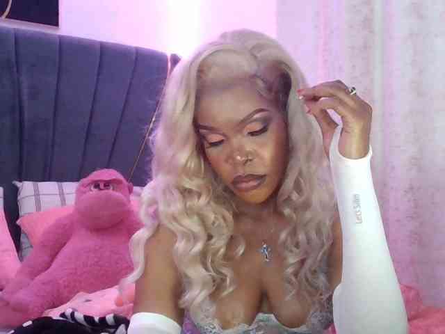 QueenB2 webcam
