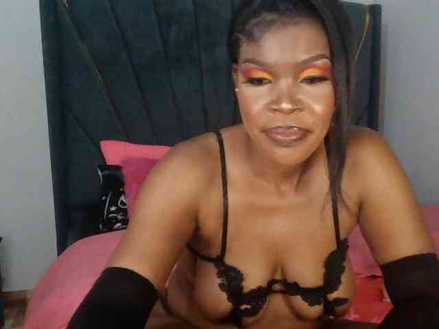 QueenB2 webcam