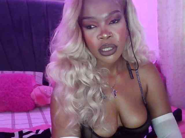 QueenB2 webcam