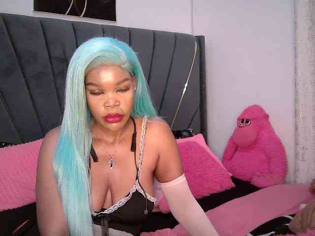 QueenB2 webcam