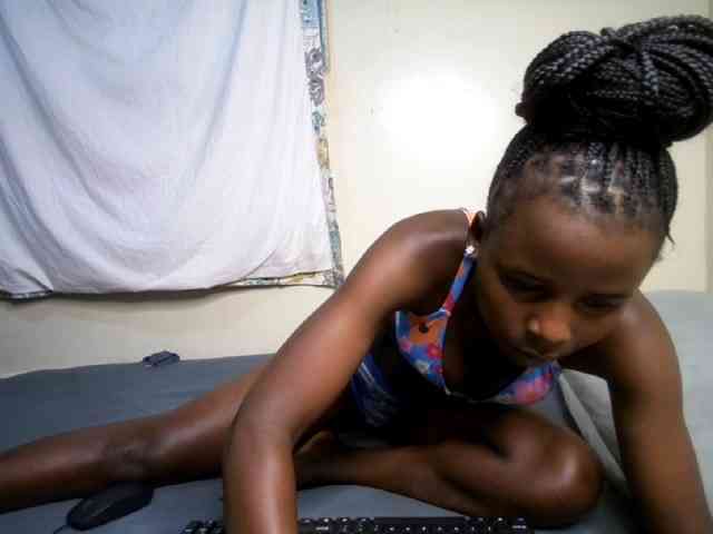 sexxy-girl webcam