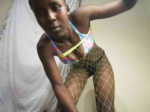 sexxy-girl webcam