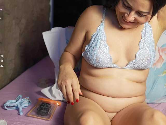 MatureDesiree live cam on BongaCams