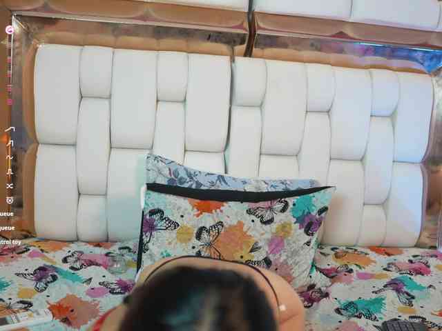 MatureDesiree webcam