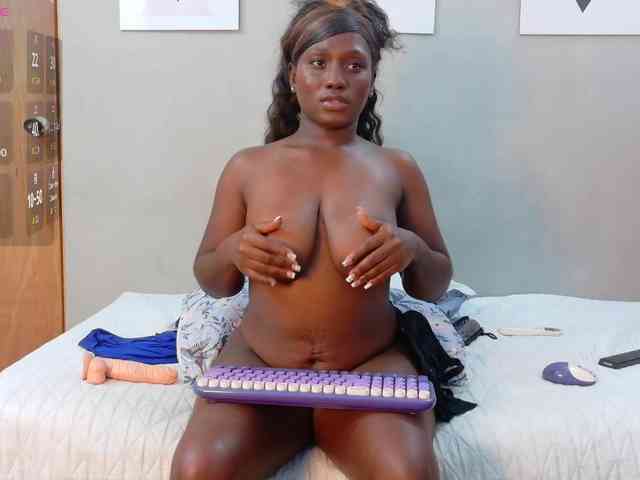 CocoaBarbie webcam