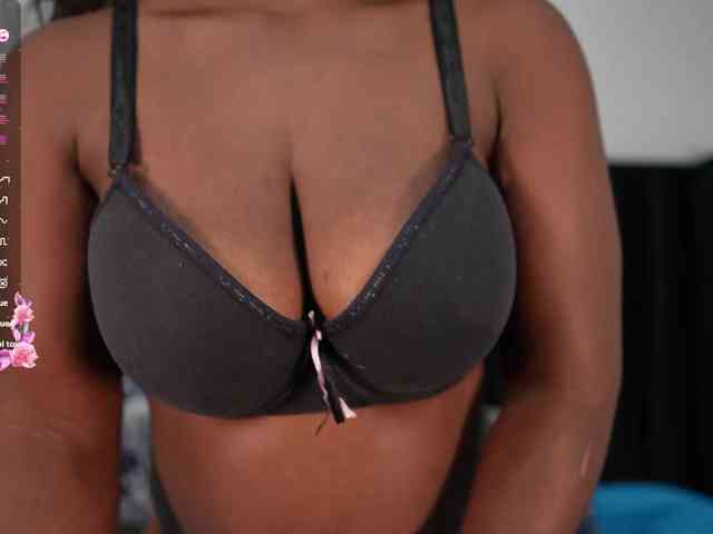 CocoaBarbie webcam