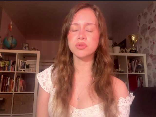 LenysikZaya live cam on BongaCams