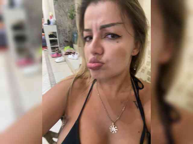 Sweet-wolf1 webcam