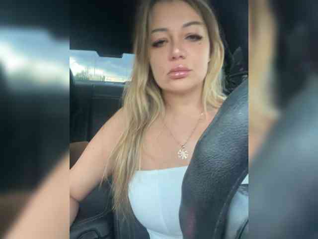 Sweet-wolf1 webcam