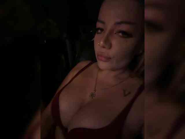 Sweet-wolf1 webcam
