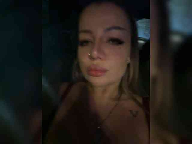 Sweet-wolf1 webcam