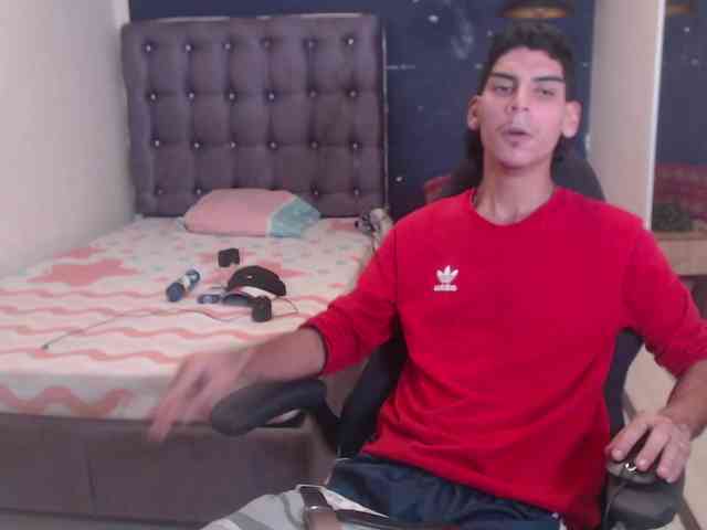 PervertBoyXX Sex Cam Show