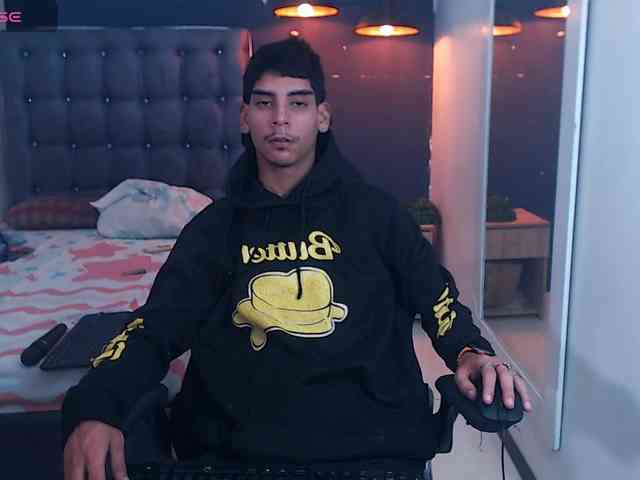 PervertBoyXX Sex Cam Show