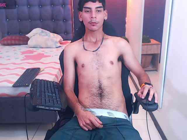 PervertBoyXX Sex Cam Show