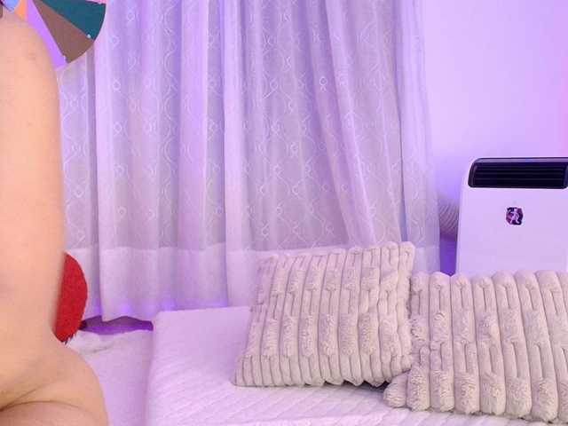 GinevraLee live cam on BongaCams