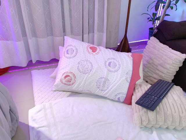 GinevraLee live cam on BongaCams