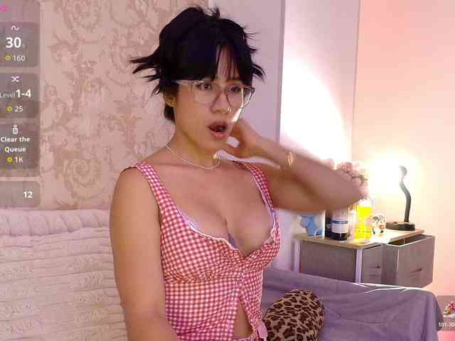 GinevraLee webcam