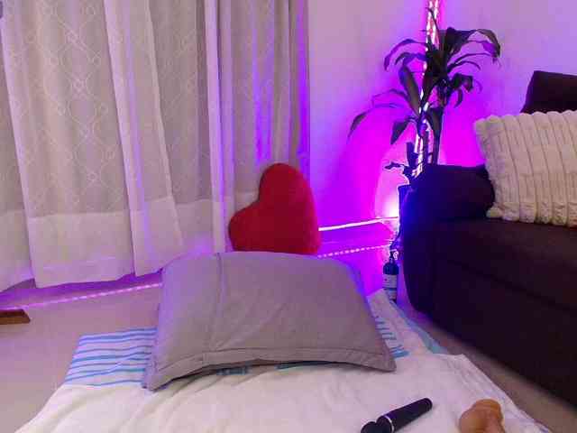 GinevraLee webcam