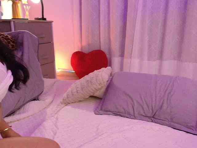 GinevraLee webcam