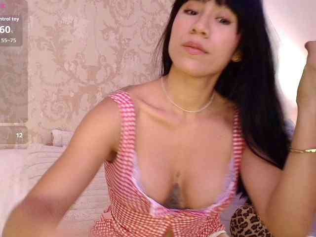 GinevraLee webcam