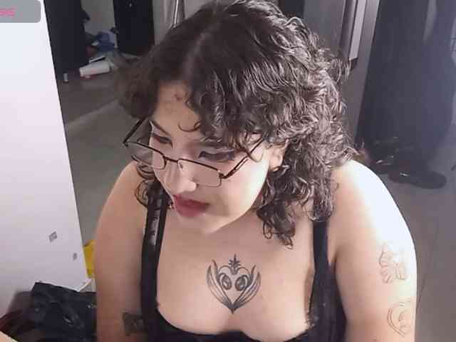 Samantha-Grim webcam