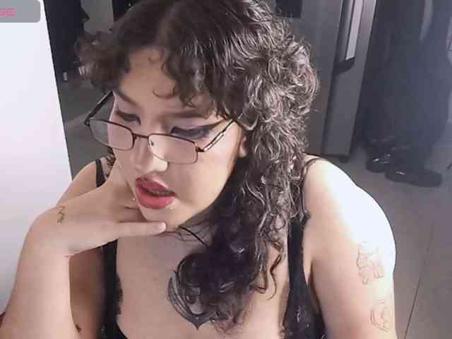 Samantha-Grim webcam