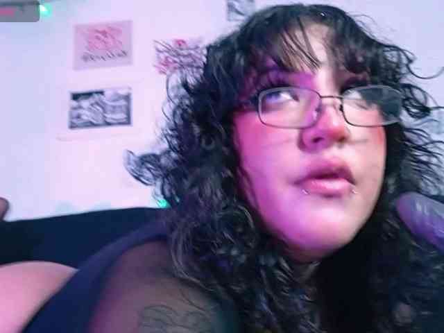 Samantha-Grim webcam