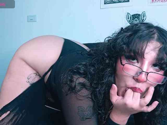 Samantha-Grim webcam