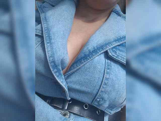 milana777-1-1 webcam