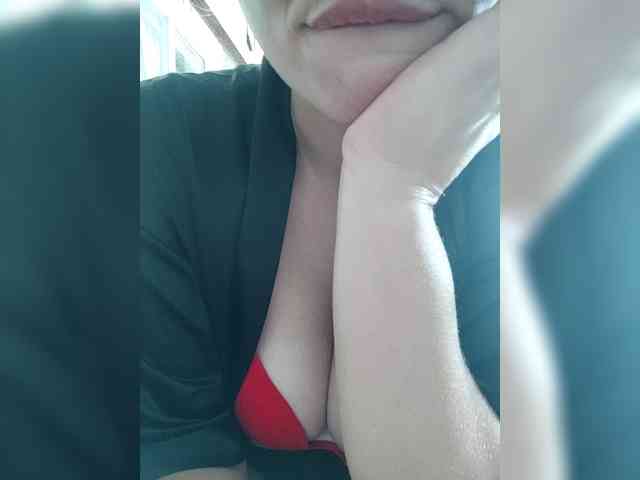 milana777-1-1 webcam