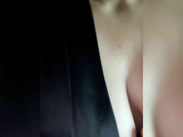 milana777-1-1 webcam