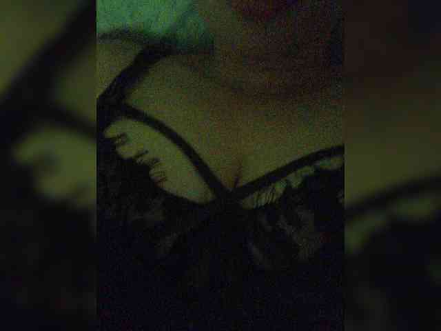 milana777-1-1 webcam