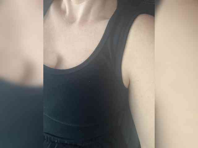 milana777-1-1 Sex Cam Show