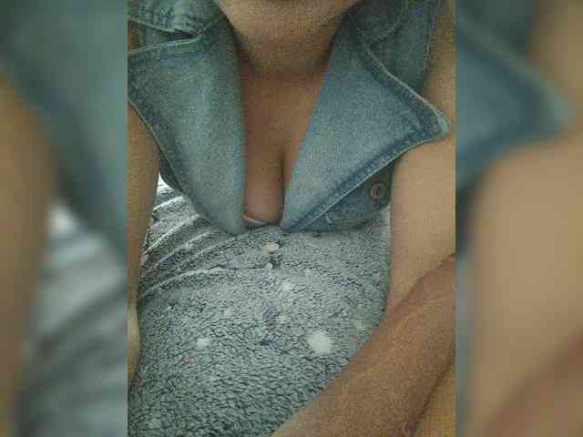 milana777-1-1 webcam