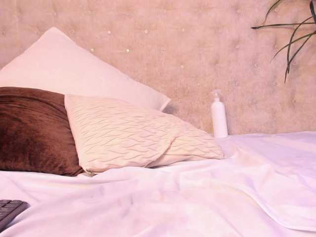 Violett-horny live cam on BongaCams