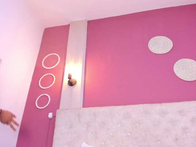 Violett-horny live cam on BongaCams