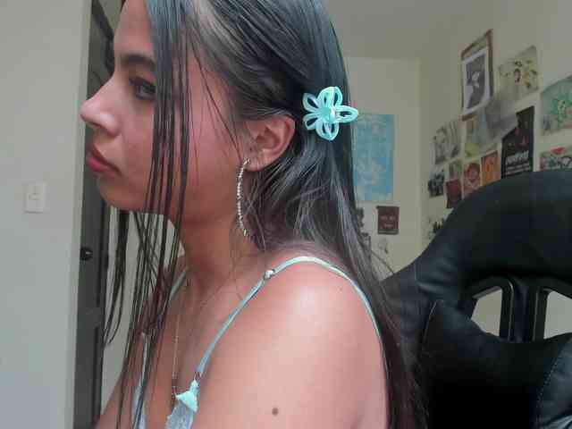 WishMollyxxx webcam