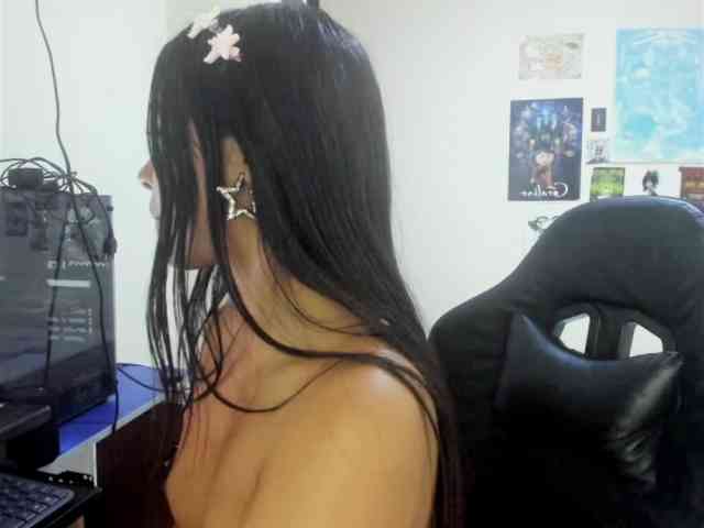 WishMollyxxx webcam